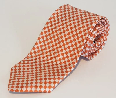 Corbata Brooks Brothers a Cuadros Naranja Melocotón Seda Sarga Tejida en Italia Hecha en EE. UU. Foto 1 de 4