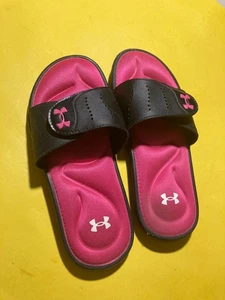 Under Armour Comfort Slide Sandal Size 6 Black with Pink Memory Foam - Picture 1 of 4