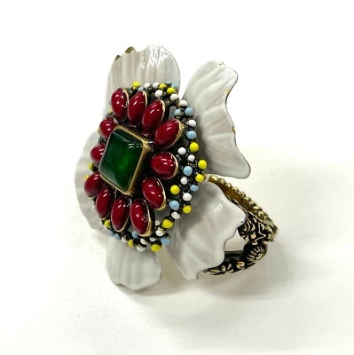 Anillo de cóctel GUCCI flor dos dedos L EE. UU. talla 7 esmalte × resina × GP blanco Foto 1 de 4