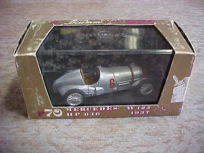 MERCEDES W125 #6 1937 1/43 比例 BRUMM 意大利 — 第 1/4 张图片