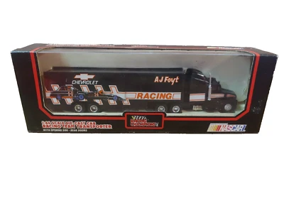 Racing Champions Racing Team Transporter "AJ FOYT" NASCAR Foto 1 de 4