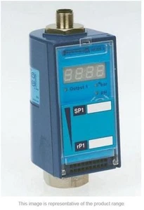 Telemecanique XMLF040D2025 Differential Pressure Sensor 40bar - New in Box - Picture 1 of 3