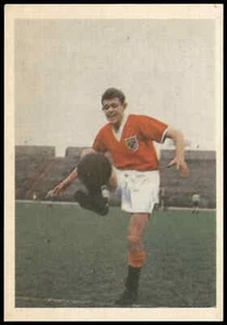 Chix - Ray Charnley (Blackpool) - 'Famous Footballers' (1961) - Picture 1 of 2