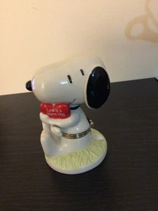 Rare Bradford Exchange Snoopy Music Trinket Box 2016 Love is a Warm Hug - Picture 1 of 4