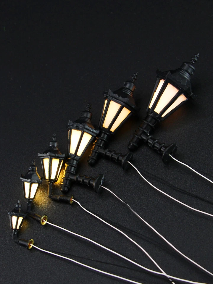 2PC 1:25 1:50 1:100 Scale Miniatures Street Lighting Sand Table Model Wall Lamps - Image 1 of 4