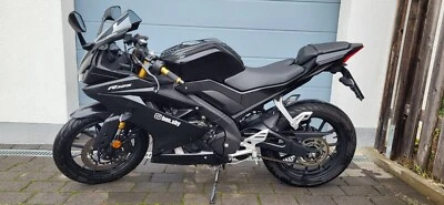 Yamaha YZF-R125 gebraucht mit Garantie bis 10/2026 - Bild 1 von 4
