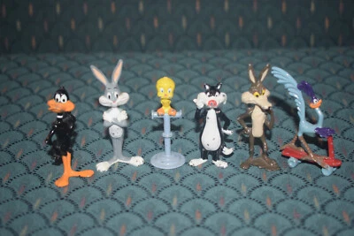 Figuras de metal fundido a presión vintage 1974 Looney Tunes All Stars juguete Warner Brothers Foto 1 de 4