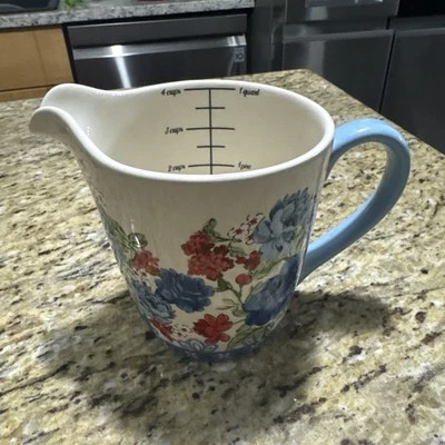 The Pioneer Woman Flea Market Floral 1-Quart 4-Cup Liquid Measuring Cup Pitcher - Image 1 of 4
