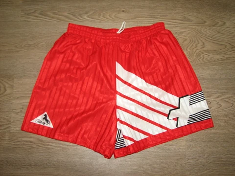 RARE SWITZERLAND 1990-92 HOME SHORTS BLACKY SIZE 8 Cover