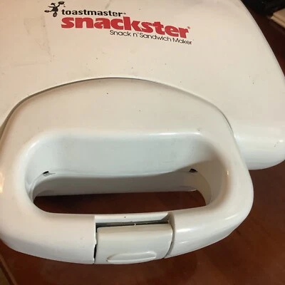 Sandwichera Toastmaster Snackster TSM2 blanca Foto 1 de 4