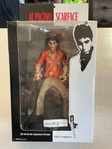 2004 MEZCO SCARFACE AL PACINO THE RUNNER Ultra BLOODY VARIANT ACTIONFIGUR MIB - Bild 1 von 5