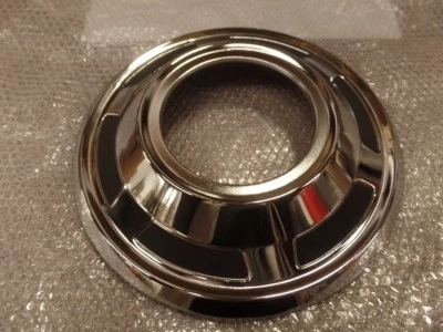 OEM TOYOTA LAND CRUISER HUBCAP WHEEL COVER 42621-60020-86 FITS FRONT 1969-1984 - Image 1 of 4