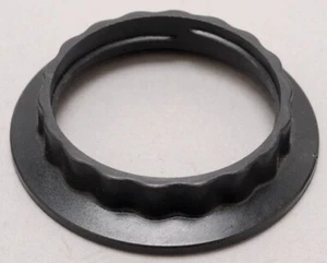 39mm plastic screw-on retaining ring - Picture 1 of 4