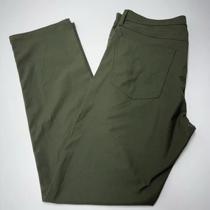 Levi's Men's 511 Slim Tech Pants Forest Green Stretch Tapered Sz 38x30 NWT - Picture 1 of 7