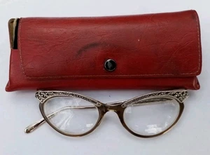 Vintage Eyeglasses Horn-Rimmed Cateyes Glasses Frames/ Case For Parts Or Repair - Picture 1 of 19
