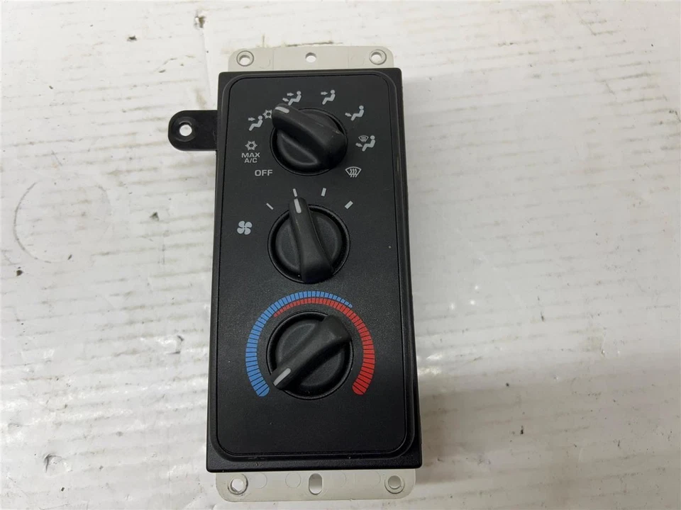 Dodge Ram 2500 1999-2002 control de temperatura con CA 55056700AD OEM Foto 1 de 4