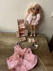 Rainbow High Vision Pop - Sabrina St. Cloud Rosenquarz Rosa Mode Spielset - Bild 1 von 5