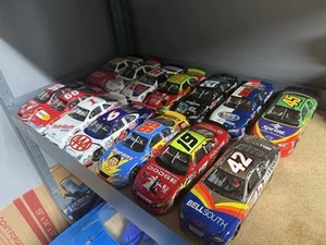 LOOSE 1/24 NASCAR Die-Cast - Picture 1 of 18