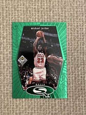 1998-99 Upper Deck UD Choice Starquest Green Michael Jordan #SQ30 HOF