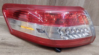 2010-2011 TOYOTA CAMRY LH TAIL LIGHT ASSY OEM Foto 1 de 4
