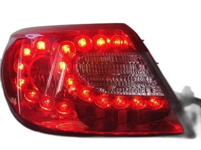 Luz trasera original Nissan 26555-1ME0A Infiniti M37 M56 FUGA Y51 Foto 1 de 2