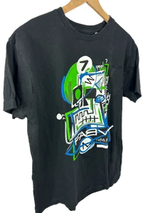 Strivers Row Graphic Design Streetwear T-Shirt – Urban Lifestyle Tee – Thrift 8/ - Picture 1 of 5