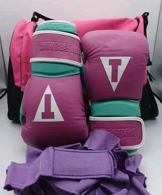 Guantes de boxeo Title 12 oz, envolturas de manos y bolsa Foto 1 de 4
