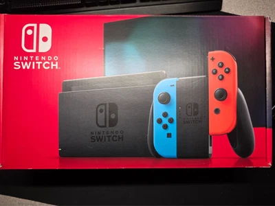 Nintendo Switch con Joy-Con Azul Neón y Rojo Neón (HAC-001-01)- Usado Foto 1 de 4