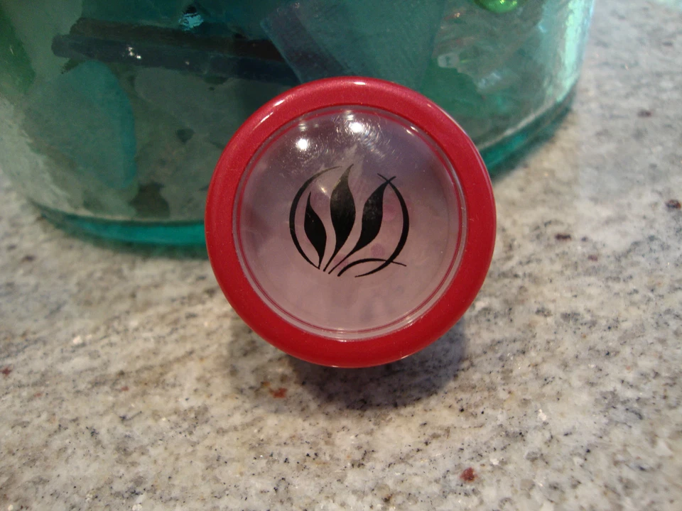 SERIOUS SKIN CARE ProMinerals Loose Mineral Eye Liner & Shadow New  LILAC - Image 1 of 1