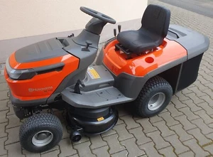 Husqvarna TC 112 Rasentraktor Aufsitzmäher Fuß-Hydrostat Fangkorb 10,9 PS 95 cm - Bild 1 von 8