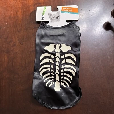 Disfraz de perro de Halloween esqueleto X-pequeño se adapta a 9 pulgadas a 13 pulgadas. Foto 1 de 2
