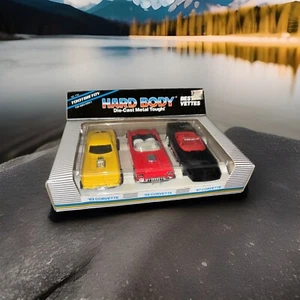 Tootsietoy 1988 n.1755 pressofuso raro confezione da 3 pezzi - '63 '59 '87 CORVETTE Best Vettes - Foto 1 di 4