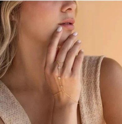 Pulsera de cadena de mano con joyas anillo de dedo pila de plata dorado también disponible Foto 1 de 3