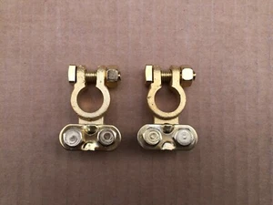 2x SOLID BRASS TOP POST BATTERY CABLE WIRE GOLD TERMINALS - Picture 1 of 3