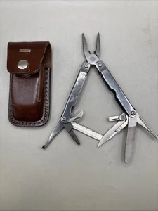Multiherramienta Bear Jaws EE. UU. con funda - Imagen 1 de 8
