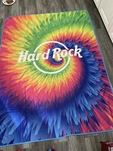 Coperta da spiaggia Hard Rock Cafe Tie Dye 4 fori per pali 70" x 55" - Foto 1 di 3
