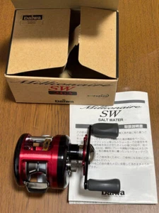Daiwa Millionaire SW 203 Baitcast Fishing Reel RH Saltwater - Picture 1 of 15