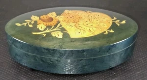 Inlaid Wood Sorrento Intarsio Green Heart Oval Music Box "Come Back To Sorrento" - Picture 1 of 16