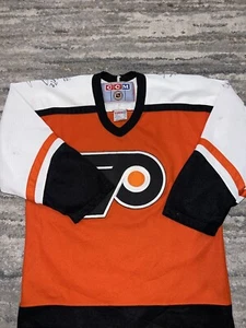 Vintage CCM Philadelphia Flyers Trikot Jungen Jugend S/M Hockey NHL genäht - Bild 1 von 10