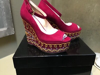 Boutique 9 Wedge Platform Wedge ankle strap  Suede embroidered shoes 7,5 US  - Image 1 of 4