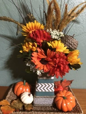 Arreglo Floral Otoño Acción de Gracias Centro de mesa Otoño Decoración del Hogar Foto 1 de 4