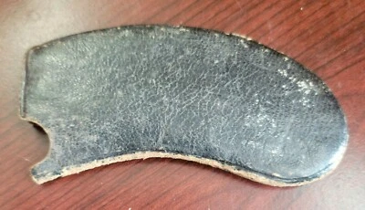 Antigua bolsa de cuero para anteojos o lectores con nariz pellizcada. Est. Años 1880 Foto 1 de 3