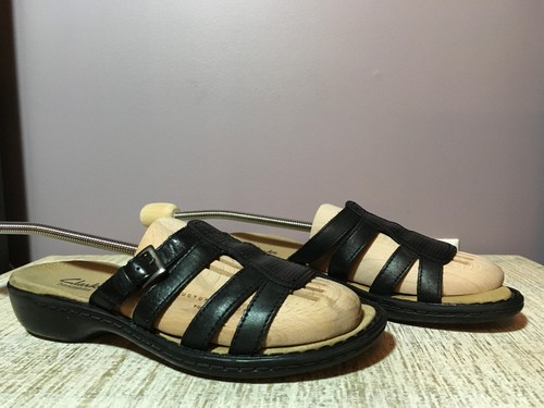 Sandali comodi Clarks Bendables donna in pelle con zeppa bassa neri taglia 7 5M