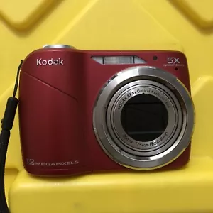 Kodak EasyShare C190 12 Megapixel 5X Digital Camera Red UNTESTED - Picture 1 of 4