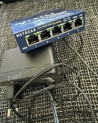 Netgear ProSafe FS105 v2 - Bild 1 von 2