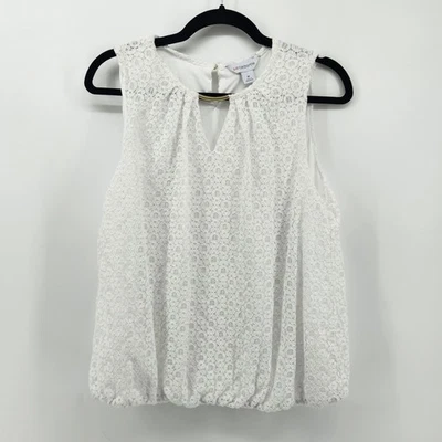 Liz Claiborne White Lace Sleeveless Blouse Top with Gold Detail Size M - Image 1 of 4