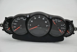 Porsche 911 Instrument Cluster Speedometer VDO 110008722009 996641105017C - Picture 1 of 3