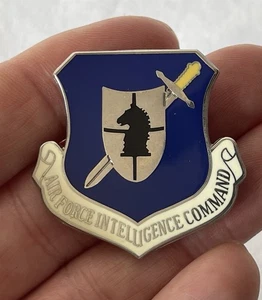 Vintage Emaille U.S. USAF AIR FORCE INTELLIGENCE COMMAND Militär Abzeichen MS METER - Bild 1 von 6