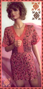 $60 HECHA EN EE. UU. S Marrón Sedoso Floral Anthropologie Izquierda del Centro Túnica - Imagen 1 de 8