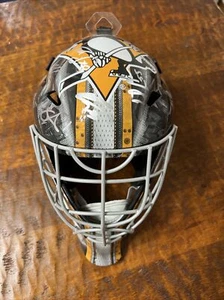 2023-24 Pittsburgh Penguins Team Signed Helmet JSA Coa Kris Letang Malkin Jarry - Picture 1 of 17